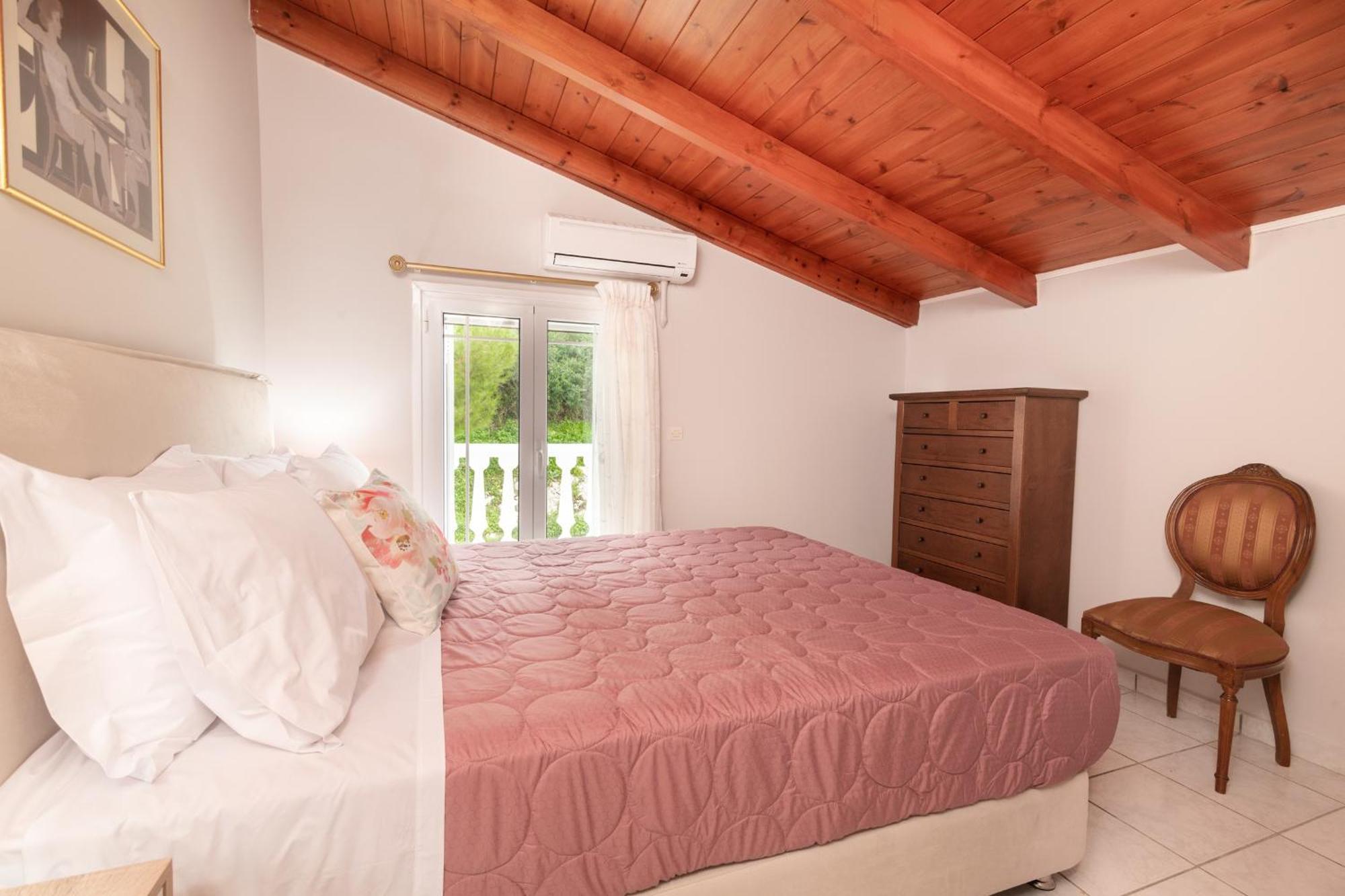 Villa Diana Lagopodhon Bagian luar foto