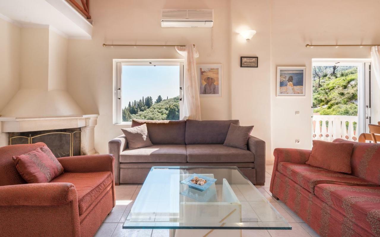 Villa Diana Lagopodhon Bagian luar foto